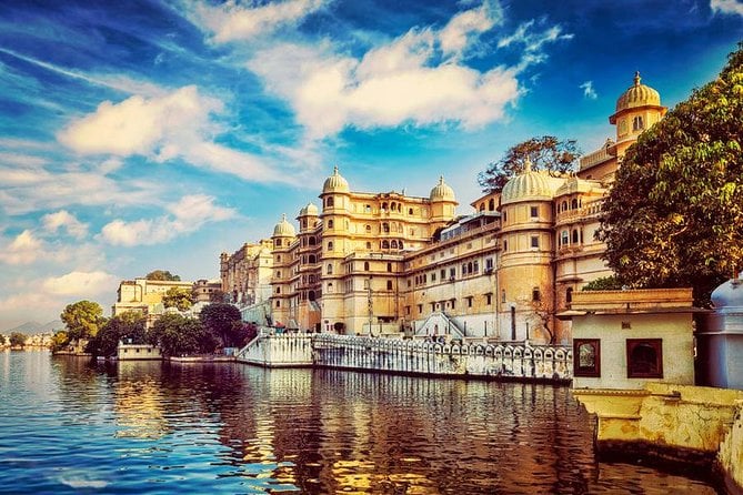 Golden Triangle Tiger Tour with Udaipur