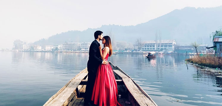 Kashmir Honeymoon Package.